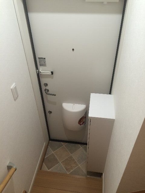 IKフラット２ 玄関