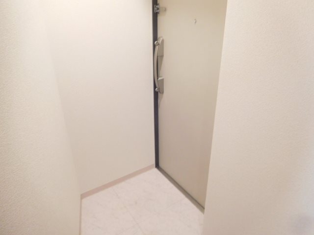 クレアシオン目白通り 玄関