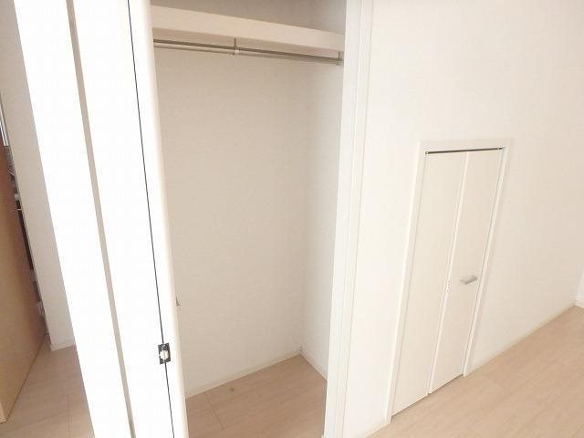 サダルスウド 収納