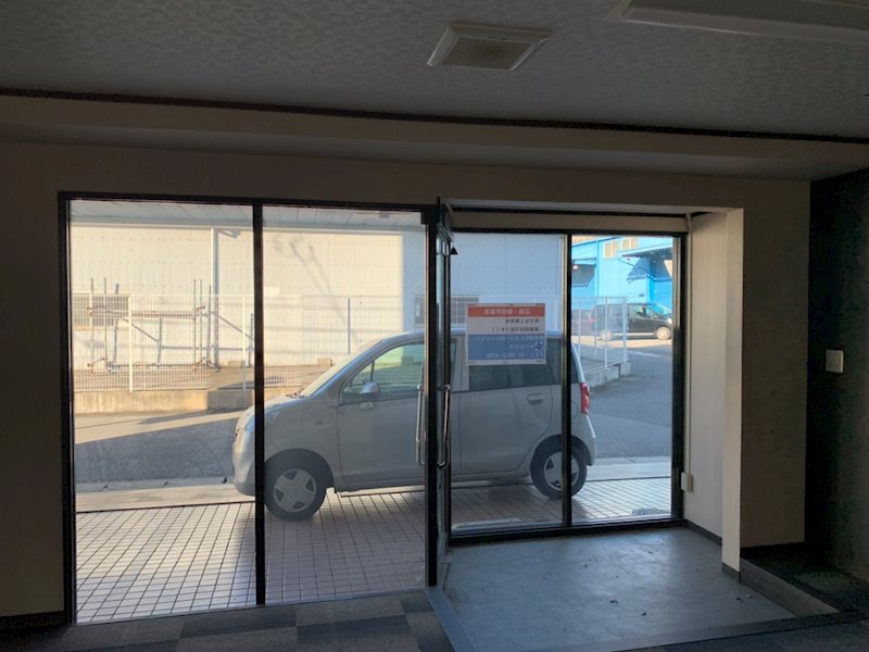 都T3ビル 駐車場