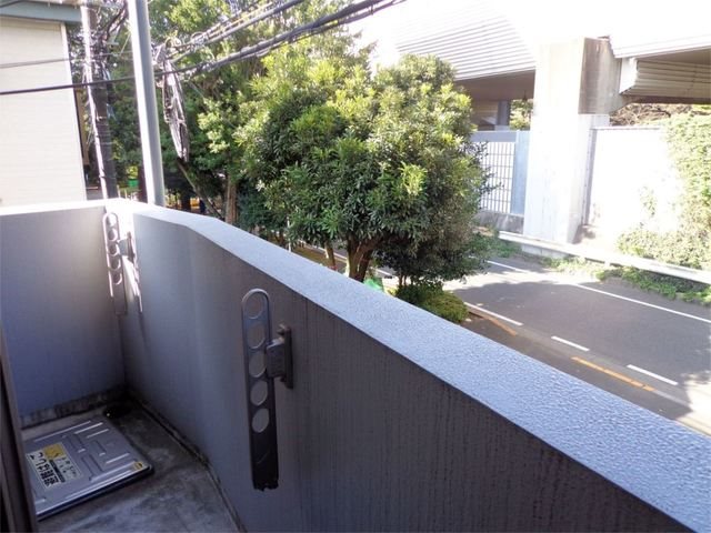 ログラスィン ベランダ